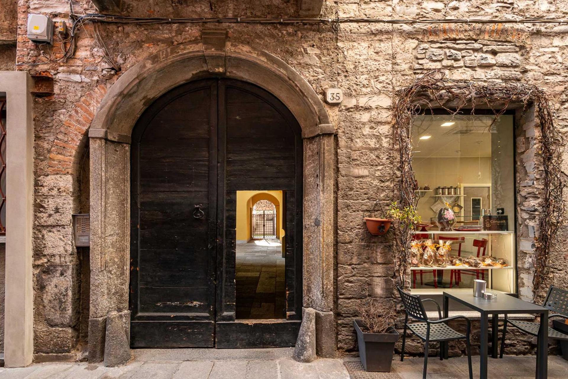 Appartamento Tivano In Centro Storico Комо Екстериор снимка